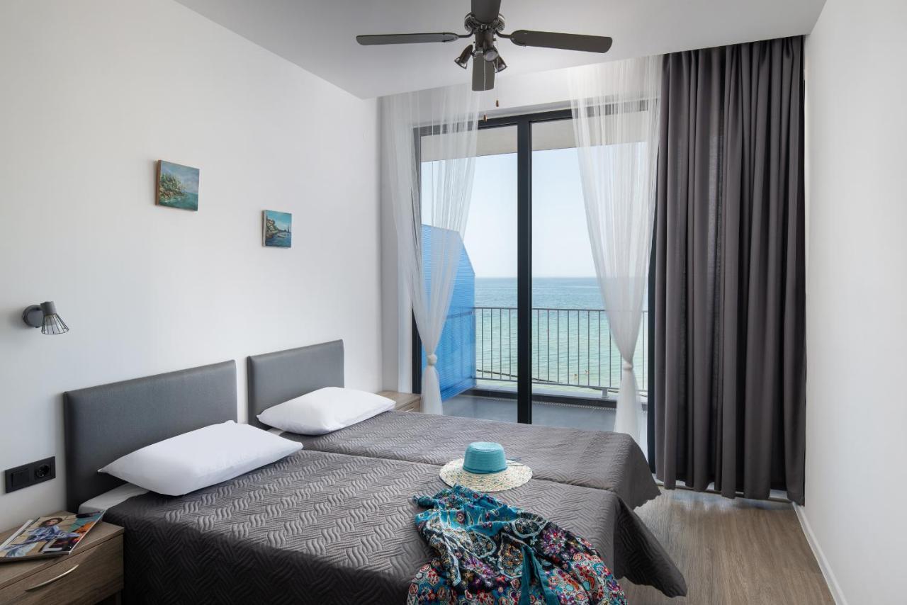 Grand Dodo'S Triada Seaview Studios Agia Triada  Bagian luar foto